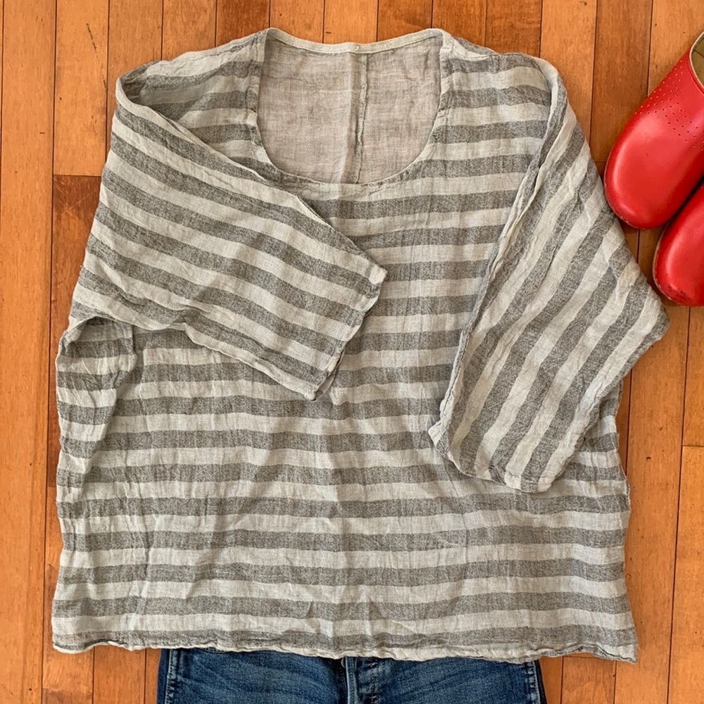 100% cotton dolman sleeve top